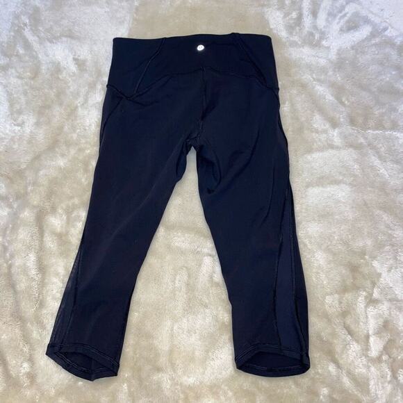 Lululemon Black Cropped Leggings | Size 8 - Picture 3 of 4